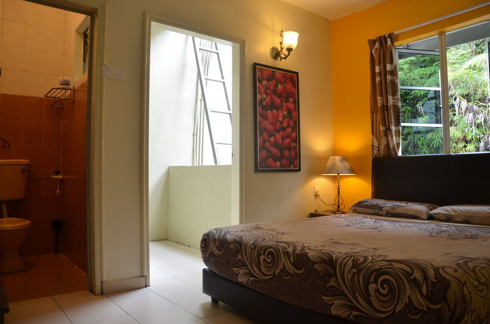 Father S Guest House Танах-Рата Екстер'єр фото