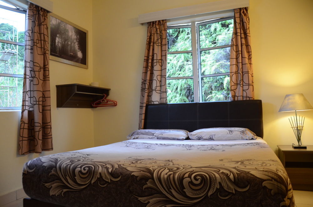 Father S Guest House Танах-Рата Екстер'єр фото