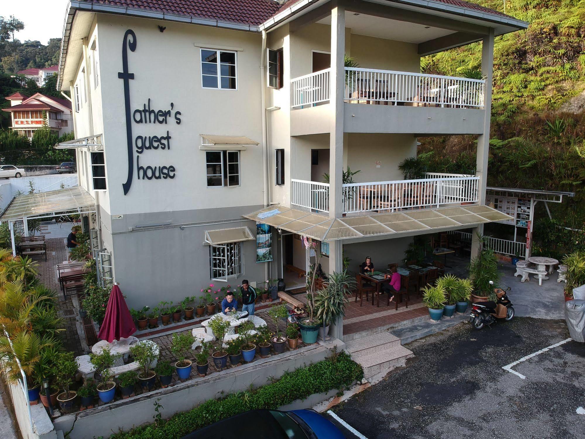 Father S Guest House Танах-Рата Екстер'єр фото