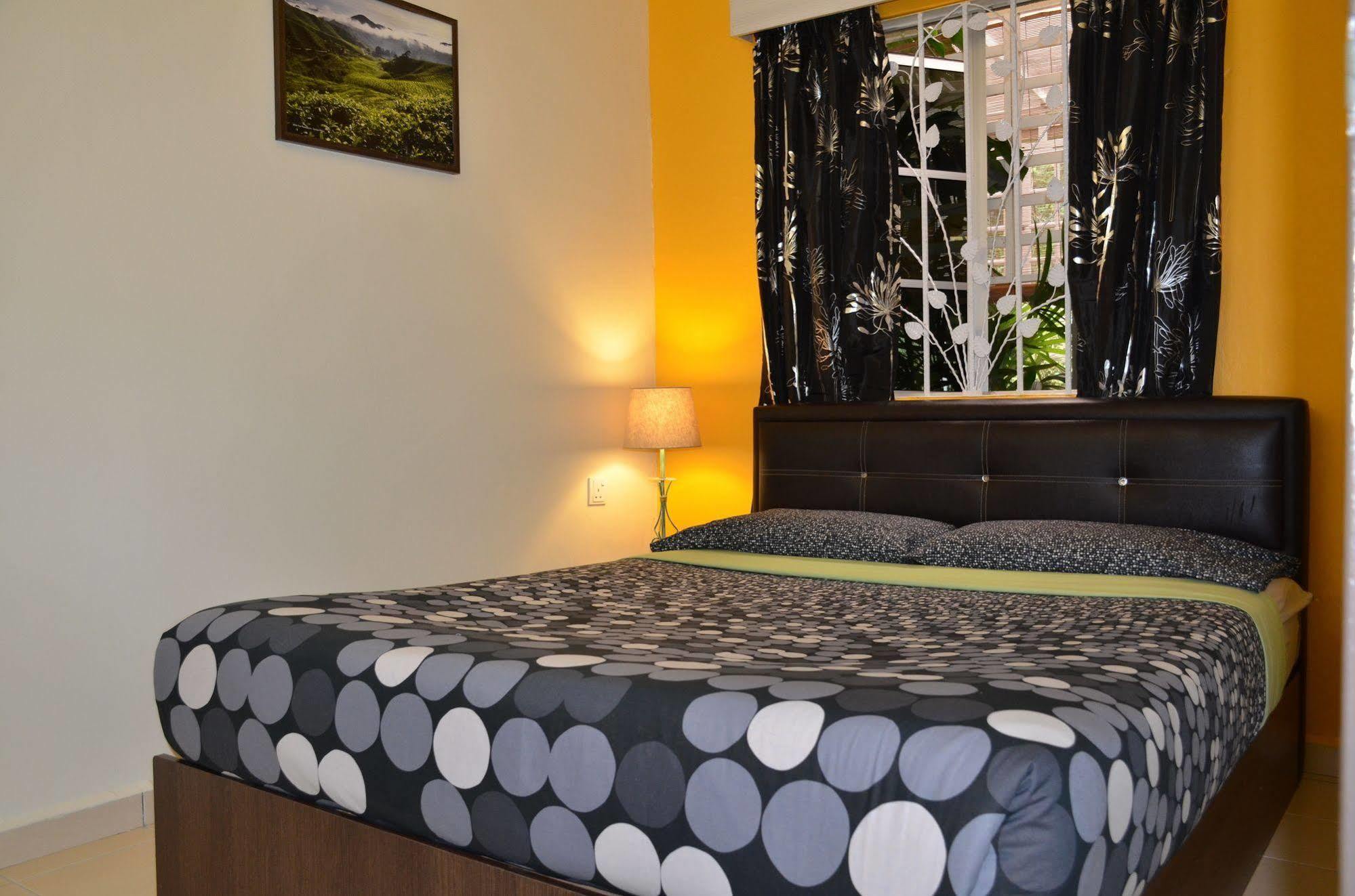 Father S Guest House Танах-Рата Екстер'єр фото