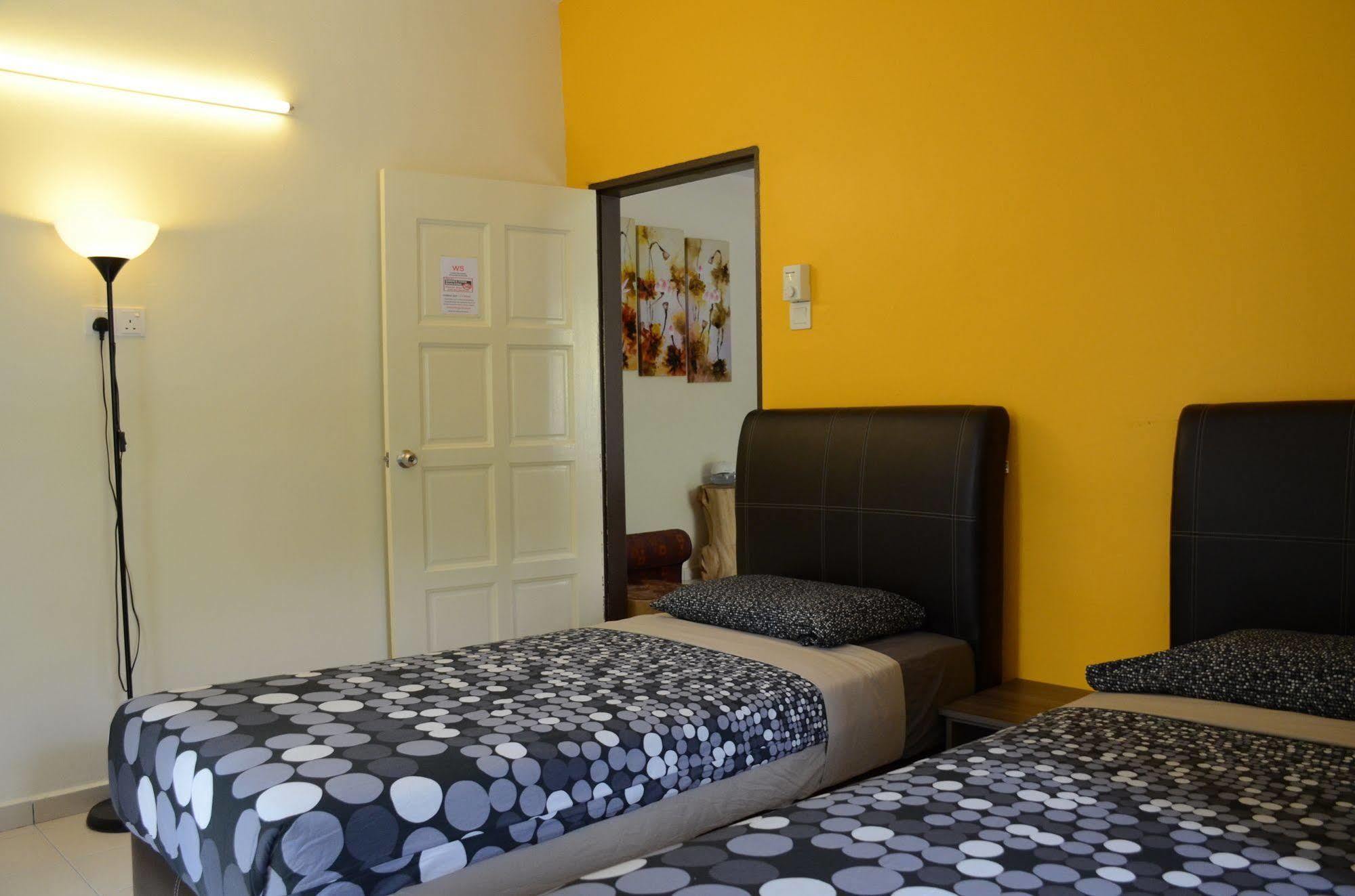 Father S Guest House Танах-Рата Екстер'єр фото